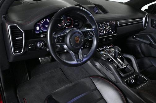 2023 Porsche Cayenne GTS