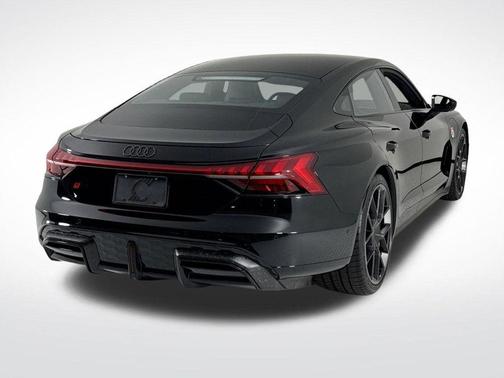 2025 Audi RS e-tron GT performance