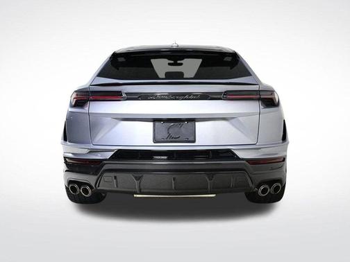 2024 Lamborghini Urus Performante