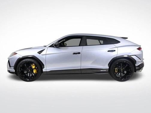 2024 Lamborghini Urus Performante