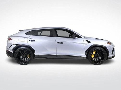 2024 Lamborghini Urus Performante