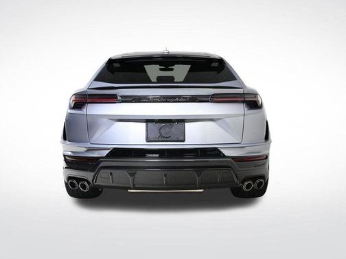 2024 Lamborghini Urus Performante