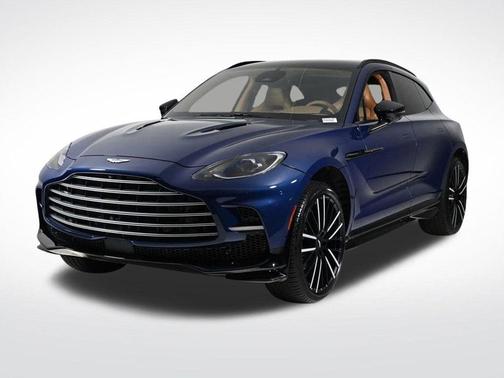 2025 Aston Martin DBX 707