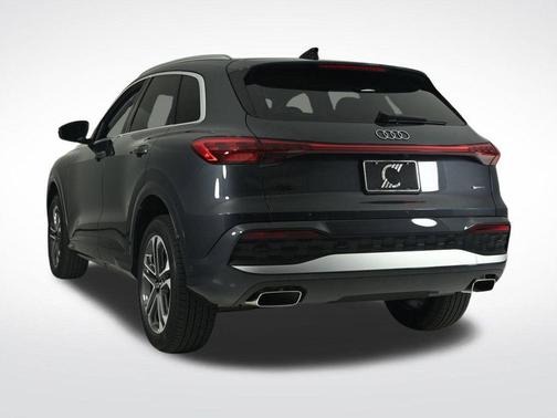 2025 Audi Q5 2.0T quattro Premium