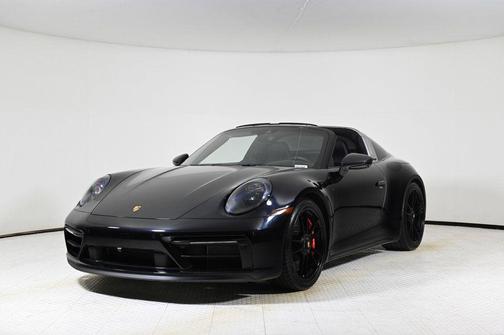 2023 Porsche 911 4 GTS