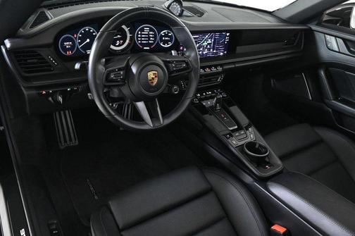 2023 Porsche 911 4 GTS