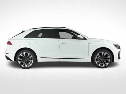 2026 Audi Q8 Premium Plus