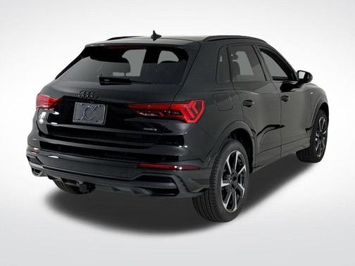 2025 Audi Q3 45 S line Premium