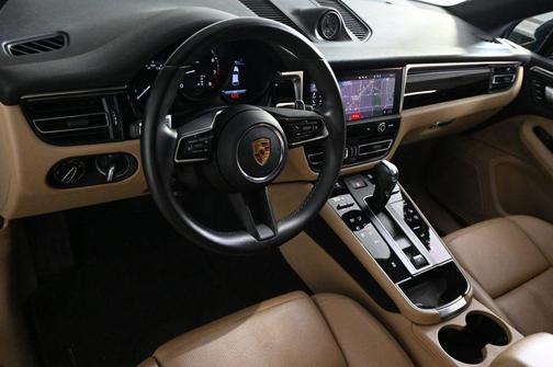 Night Blue Metallic 2023 Porsche Macan Base