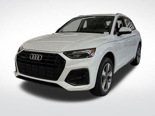 2025 Audi Q5 40 Premium