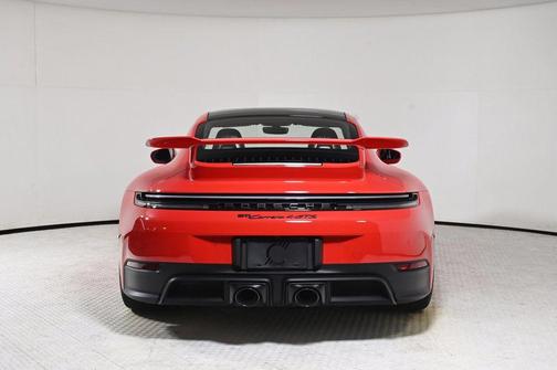 2026 Porsche 911 Carrera 4 GTS