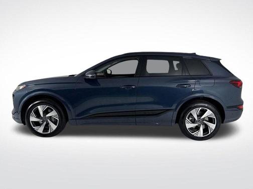 2025 Audi Q6 e-tron Premium