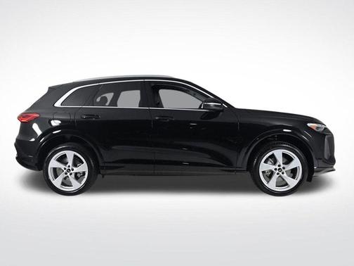 2025 Audi Q5 2.0T quattro Premium