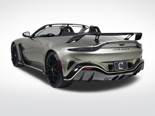 2023 Aston Martin Vantage Base