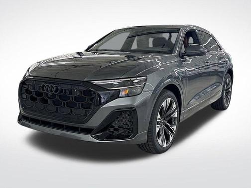 2025 Audi Q8 Premium Plus
