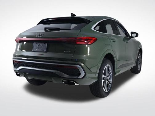 Green Metallic 2026 Audi Q5 Sportback PLUS