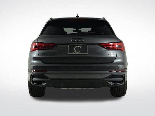 2025 Audi Q3 45 S line Premium