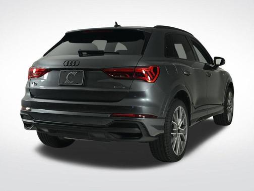 2025 Audi Q3 45 S line Premium