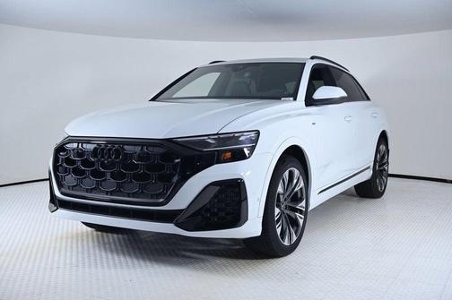 2026 Audi Q8 Premium Plus