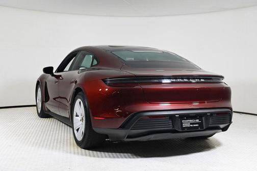2022 Porsche Taycan Base