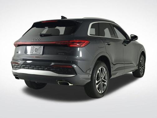 2025 Audi Q5 2.0T quattro Premium