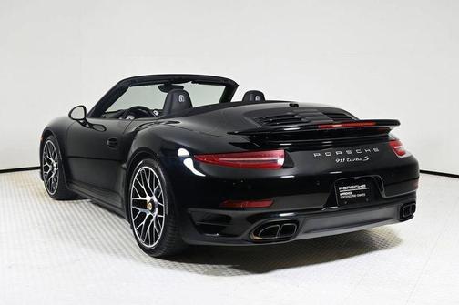 2015 Porsche 911 Turbo S