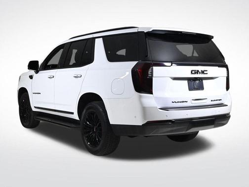 2025 GMC Yukon Elevation