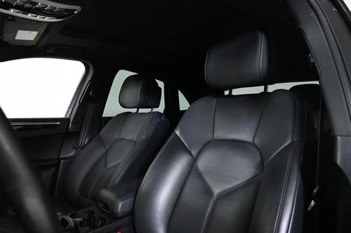 2023 Porsche Macan S