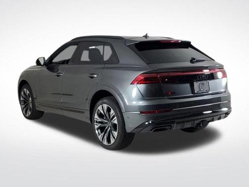 2025 Audi Q8 Premium Plus