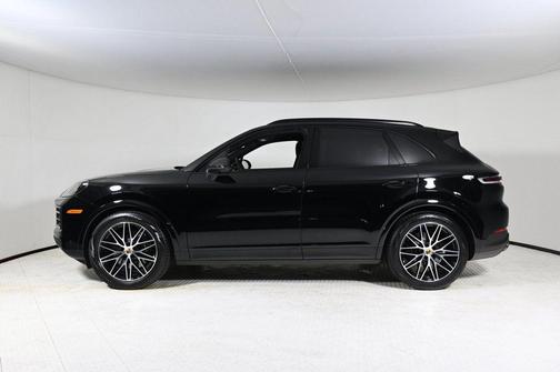 2024 Porsche Cayenne Base