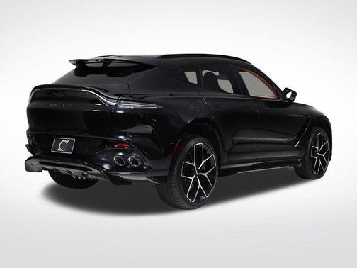 2026 Aston Martin DBX 707