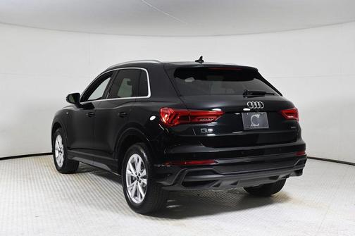 2025 Audi Q3 45 S line Premium