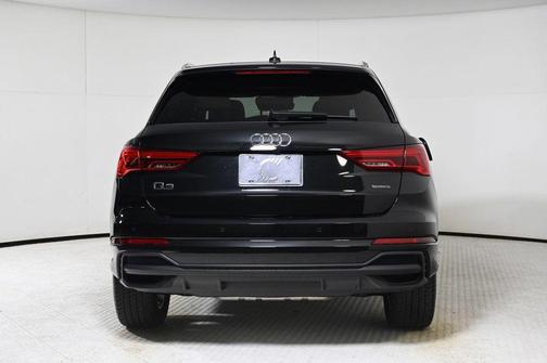 2025 Audi Q3 45 S line Premium