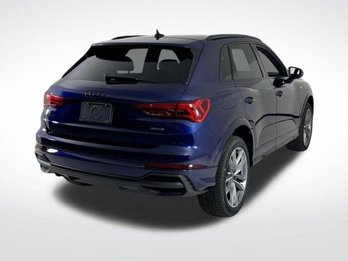 2025 Audi Q3 45 S line Premium