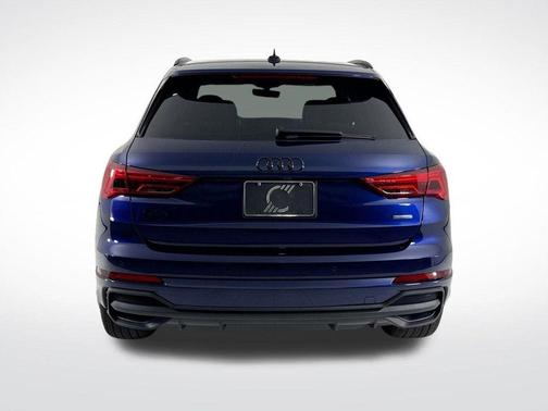 2025 Audi Q3 45 S line Premium