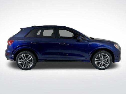 2025 Audi Q3 45 S line Premium