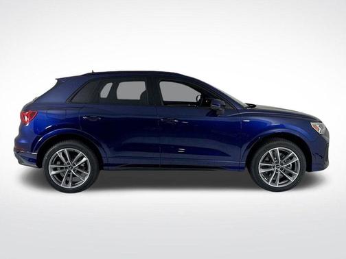 2025 Audi Q3 45 S line Premium