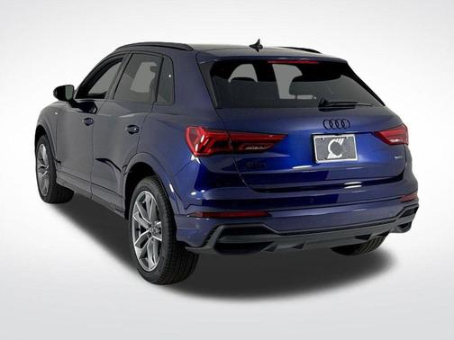 2025 Audi Q3 45 S line Premium