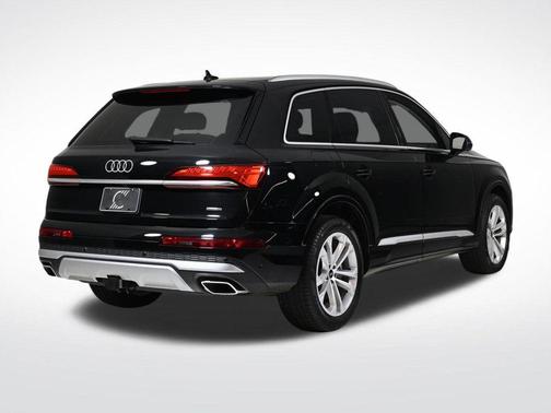 2025 Audi Q7 55 Premium Plus