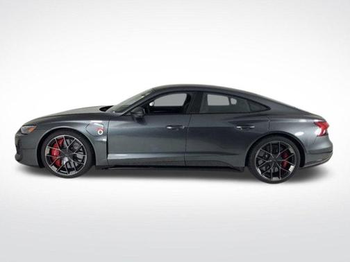 2025 Audi RS e-tron GT performance