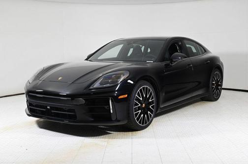 2026 Porsche Panamera RWD