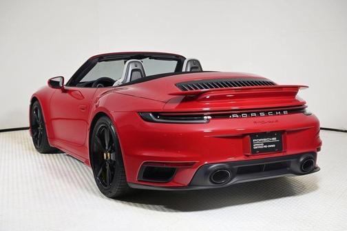 2021 Porsche 911 Turbo S