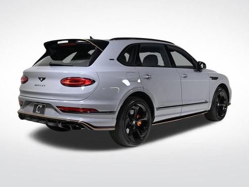 2025 Bentley Bentayga V8