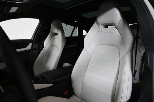 2026 Porsche Panamera RWD