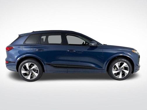 2025 Audi Q6 e-tron Premium