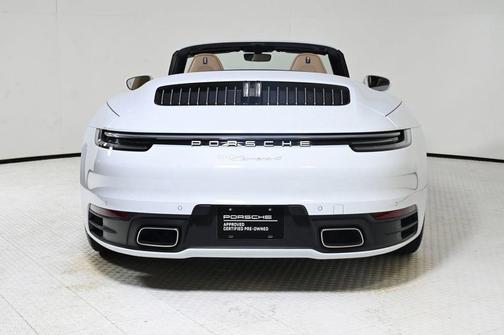 2022 Porsche 911 Carrera 4