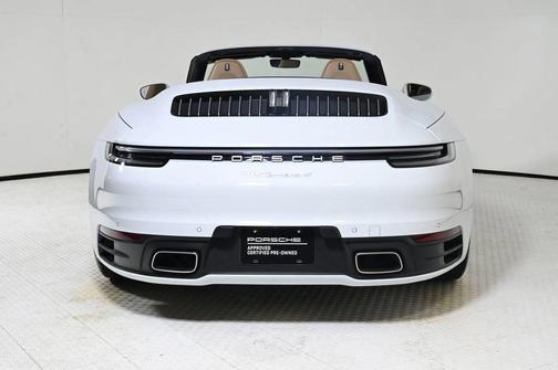 2022 Porsche 911 Carrera 4