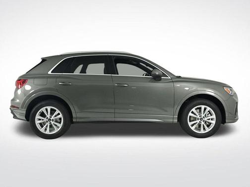 2025 Audi Q3 45 S line Premium
