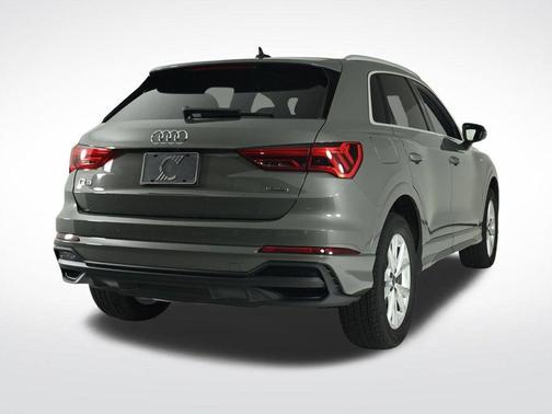 2025 Audi Q3 45 S line Premium
