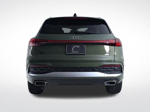 Green Metallic 2026 Audi Q5